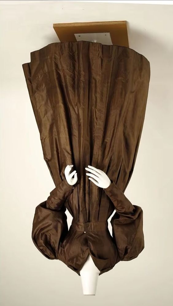 Robe de bal victorienne à manc - Dresses avis et prix